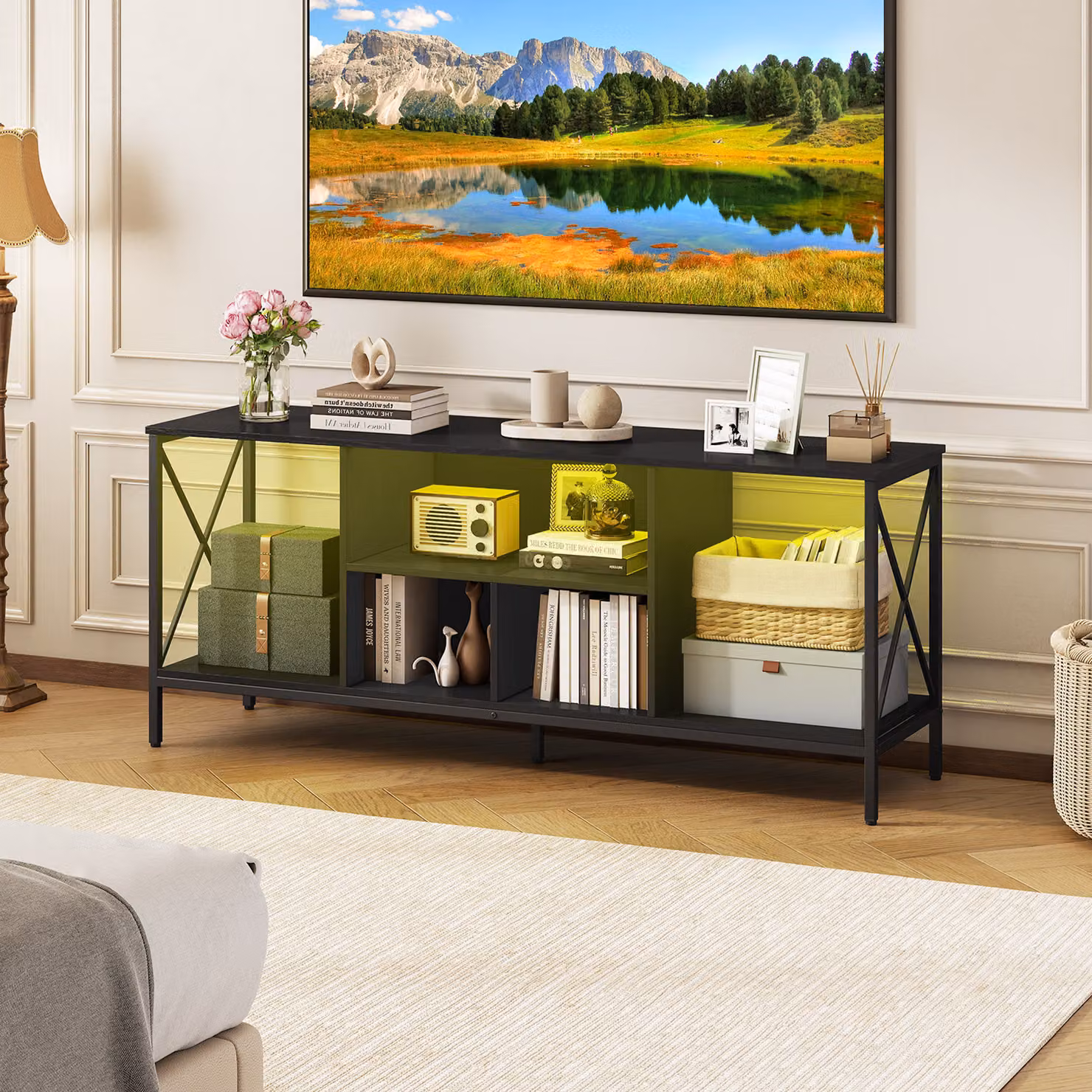 Mobile TV moderno Costway con luci integrate e 2 ripiani, tavolino porta televisore fino a 65 pollici in legno e metallo nero per salotto o camera da letto