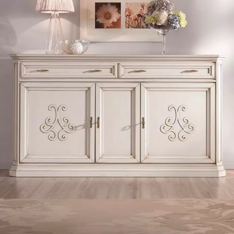 Credenza classica Mobili 2G con 3 porte e 2 cassetti in legno bianco anticato L: 196 cm, P: 50 cm, H: 110 cm