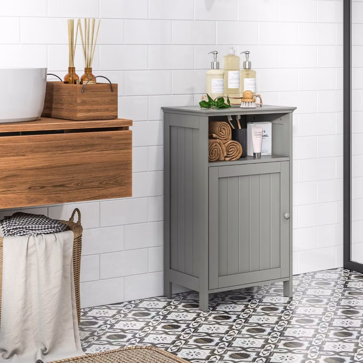 Armadio da bagno multifunzionale Costway in legno con anta singola e mensola regolabile, Grigio, L/P/H: 40 x 30 x 70 cm