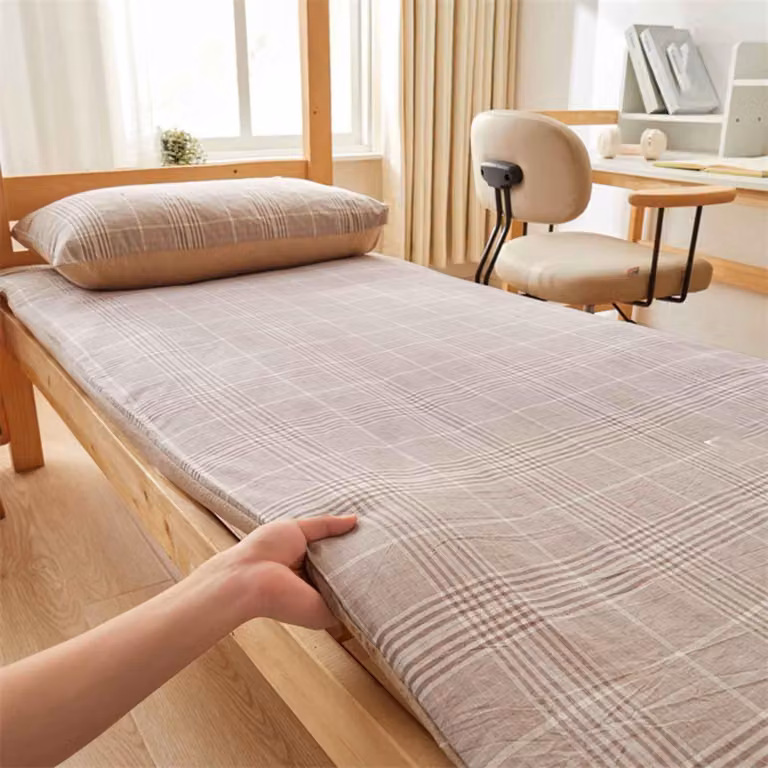 Materassi pieghevoli tipo futon per un sonno confortevole