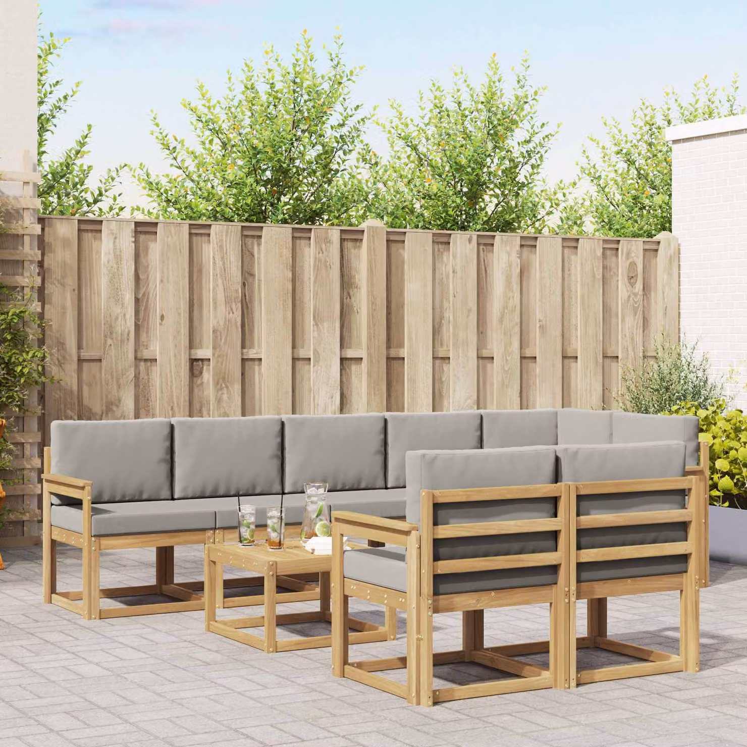 vidaXL Set di divani da esterno a L in legno di acacia con tavolo da caffè, 9 pezzi, Bianco, Grigio e Marrone