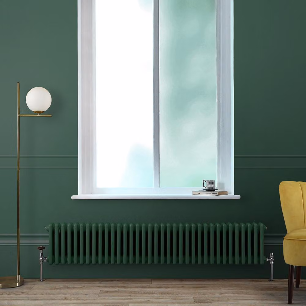 Radiatore Tradizionale a Tripla  Colonna Orizzontale Verde (Pine Green)  - 300mm x 1595mm - Regent