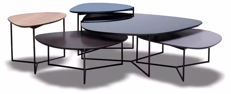 Moderner grauer Couchtisch aus Metall