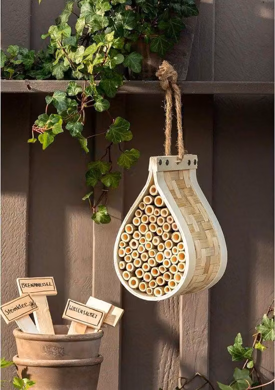 Albergo per insetti in materiale naturale, 21x12x12,5 cm, per api e farfalle