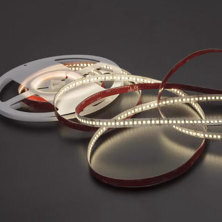 ARELUX XRIBO IP20, striscia LED, 15 metri per rotolo, 6W/metro, 65 LED/metro, 48V DC, indice di resa cromatica (CRI) 90, angolo di emissione >120 gradi, temperatura di colore 2700K