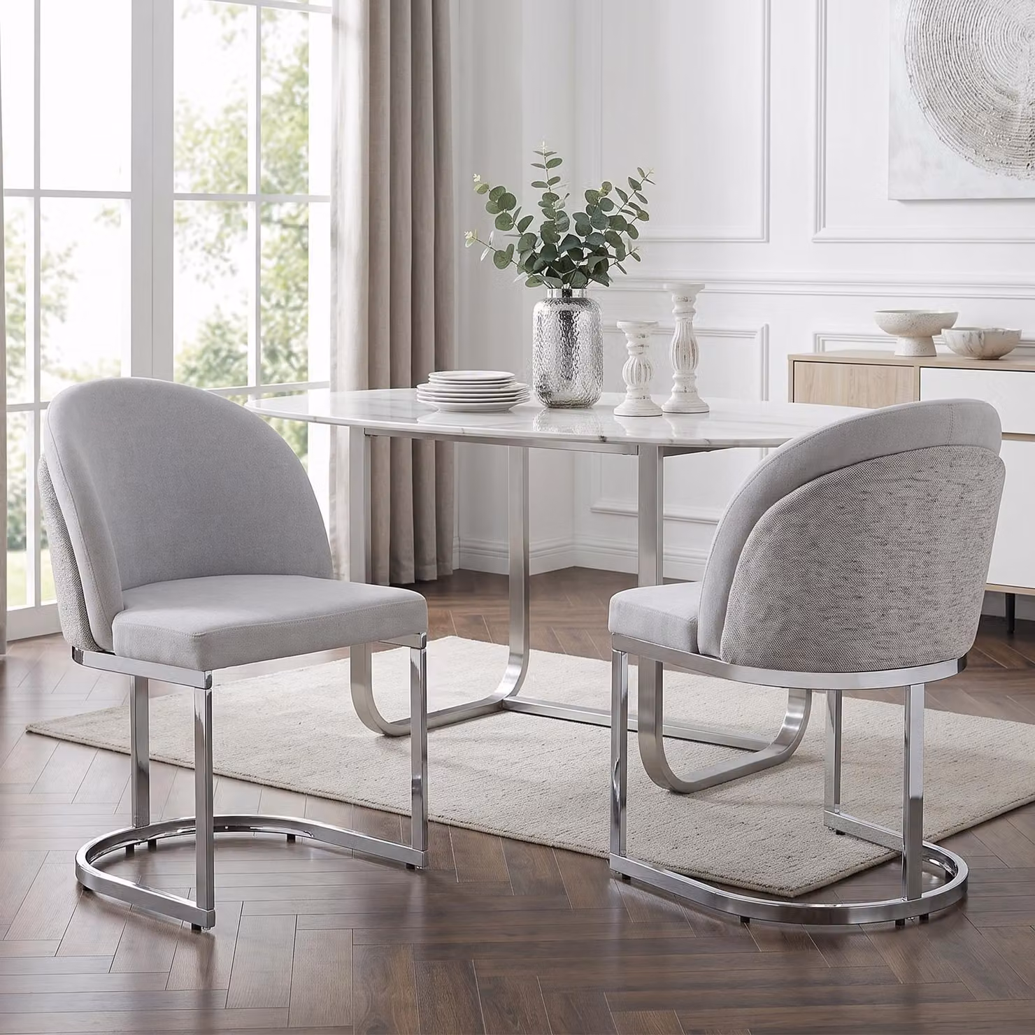 Set di 2 sedie da pranzo Flieks, con gambe argentate, comode, traspiranti, rivestite in tessuto di chenille, ideali per la cucina, imbottite, colore grigio chiaro e argento