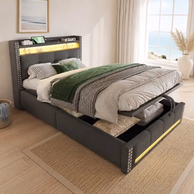 Letto singolo imbottito MODFU grigio con contenitore idraulico, illuminazione LED, porta USB e mensola integrata, L/P: 90 x 200 cm