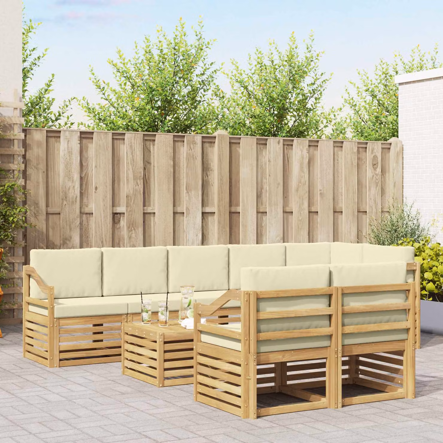 Set di divani da esterno vidaXL a forma di U composto da 9 pezzi con tavolo da caffè, in legno di acacia trattato e tessuto in poliestere bianco e beige