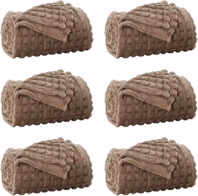 Set di 6 coperte in pile morbido color marrone, L 240 x P 220 cm