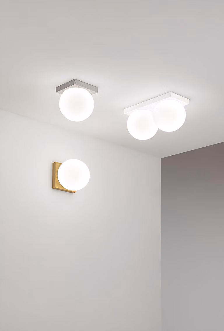 Plafoniera LED Moderna 8W 3000K in Metallo Grigio Titanio e Vetro Soffiato - Design Elegante per Interni IP40 - Perenz