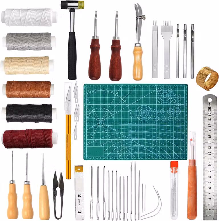 Set di strumenti per la lavorazione della pelle, composto da 56 pezzi, ideale per riparazioni, include 6 colori di filo (30 metri per colore), un punteruolo e un taglierino per bordi