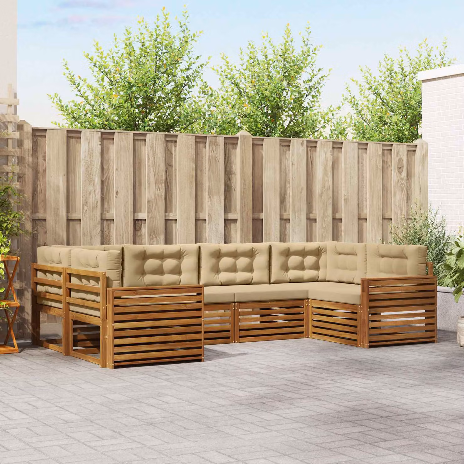 vidaXL Set di divani da esterno a L composto da 6 pezzi in legno di acacia con cuscini beige e marrone