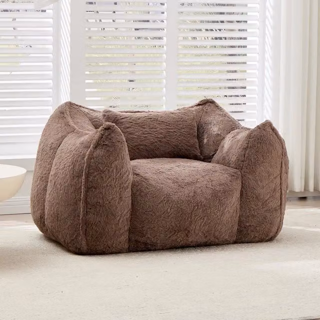 Divano Sacco Gigante Minimal in Pelliccia Ecologica Khaki con Cuscino