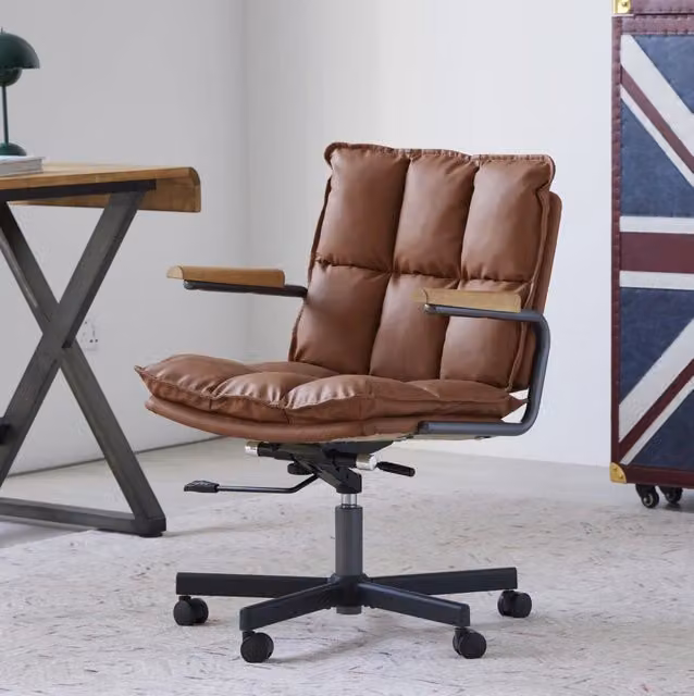 Sedia da ufficio ergonomica MODFU in pelle sintetica marrone, girevole a 360 gradi e regolabile in altezza con braccioli, stile mid-century per ufficio o casa