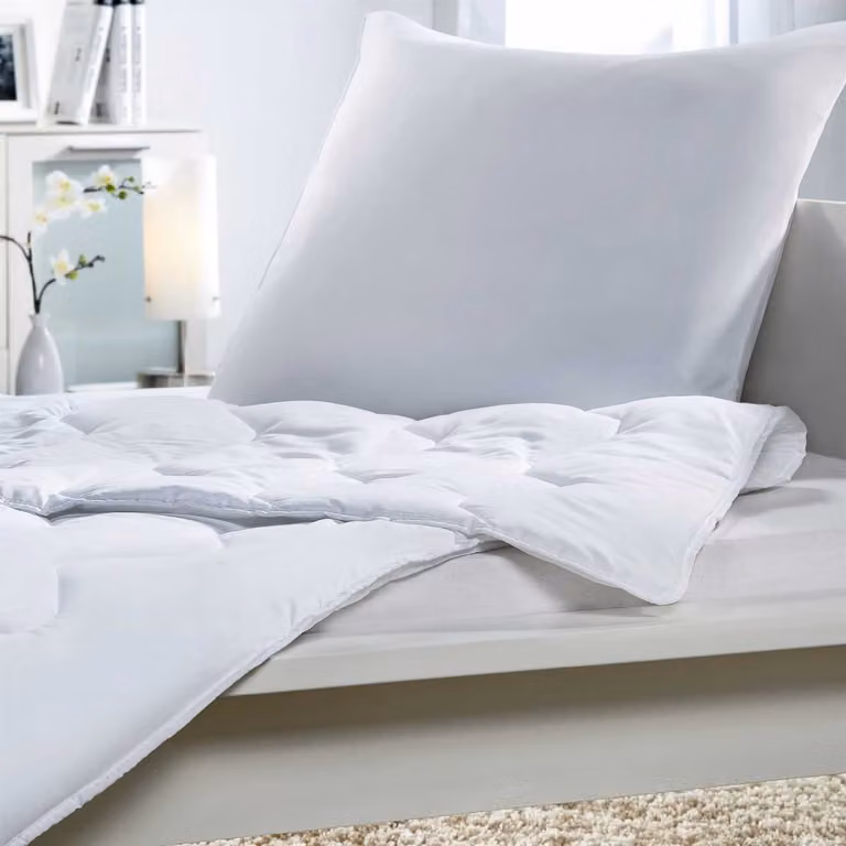 Set letto 135x200cm ( 700gr. ), incl. cuscino 80x80cm ( 600gr. ), adatto a chi soffre di allergie alla polvere domestica - ÖKO TEX, rivestimento in microfibra
