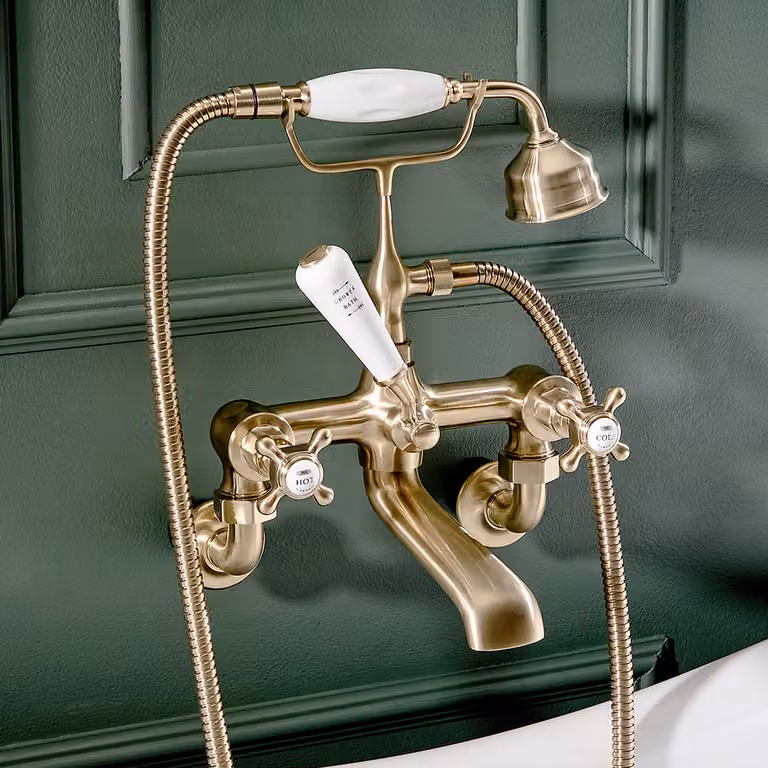 Miscelatore Tradizionale a Parete per Vasca - Con doccetta - Stile Classico ed elegante
