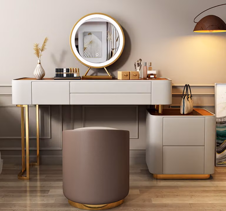 Stilvoller Weißer Schminktisch Mit Schubladen Designer Frisierkommode