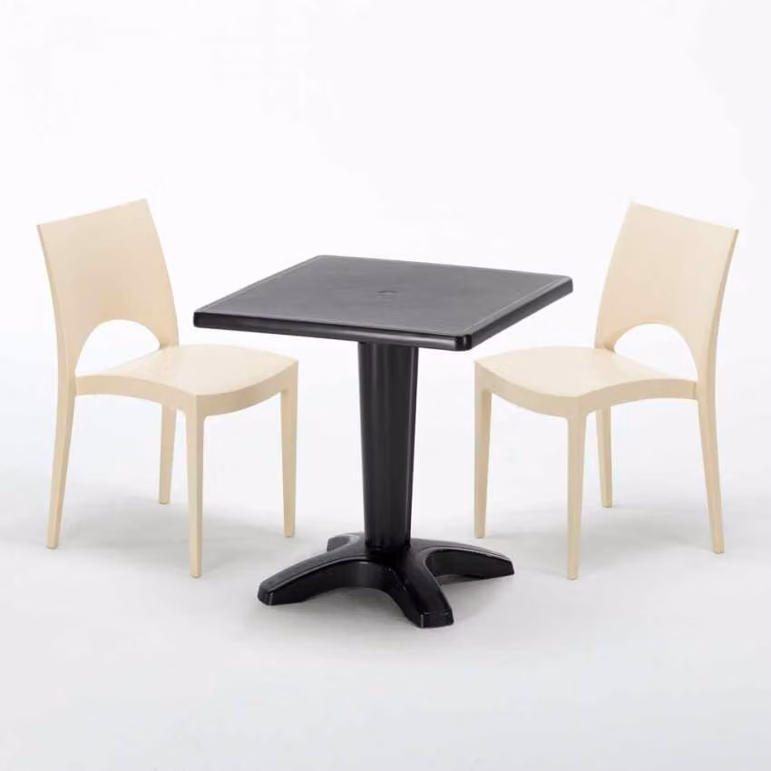 Tavolo quadrato nero e 2 sedie in polipropilene colorato Set di bastoni per interni Grand Soleil Paris Aia - Beige