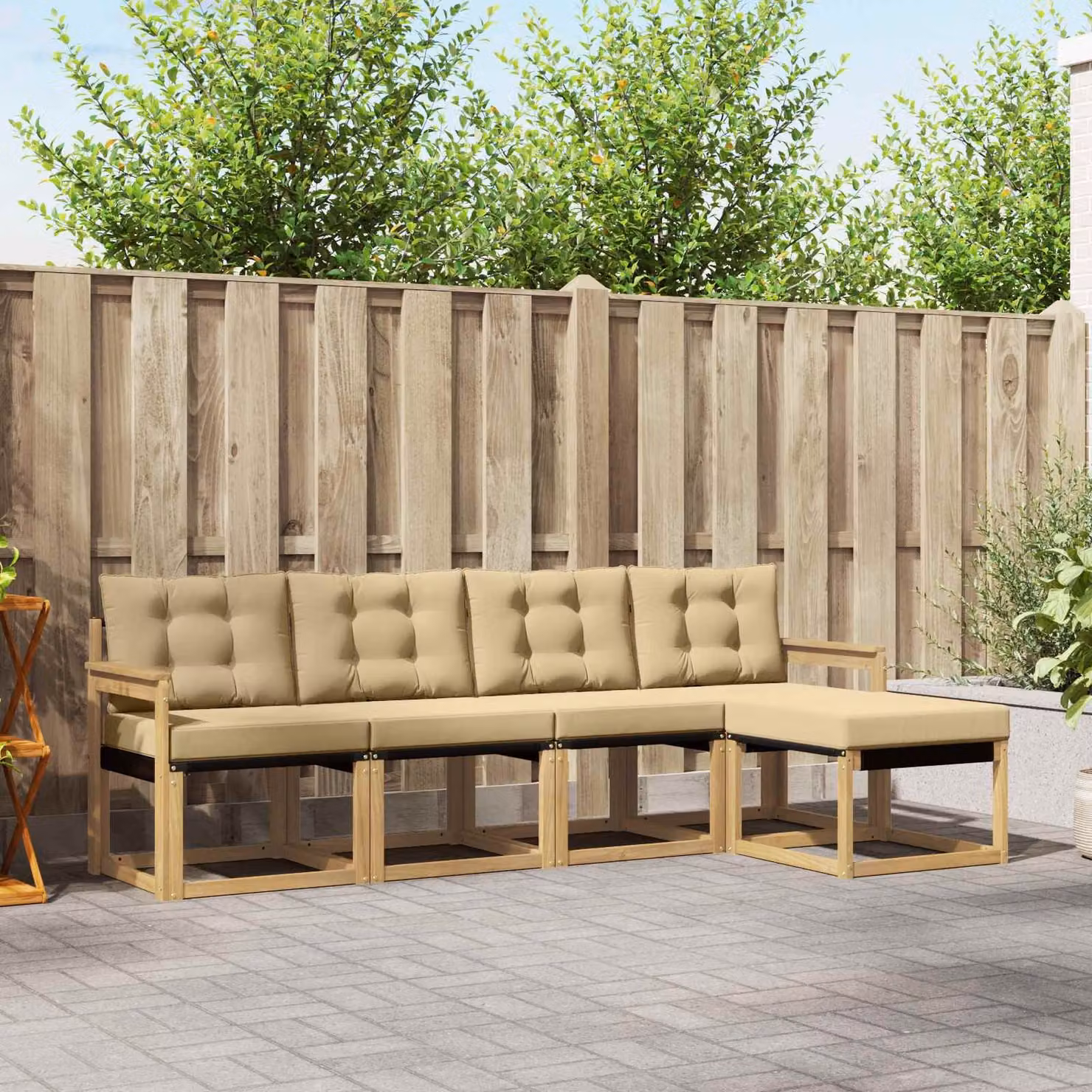 Set di divani da esterno vidaXL a forma di L in legno di acacia con cuscini, bianco e beige