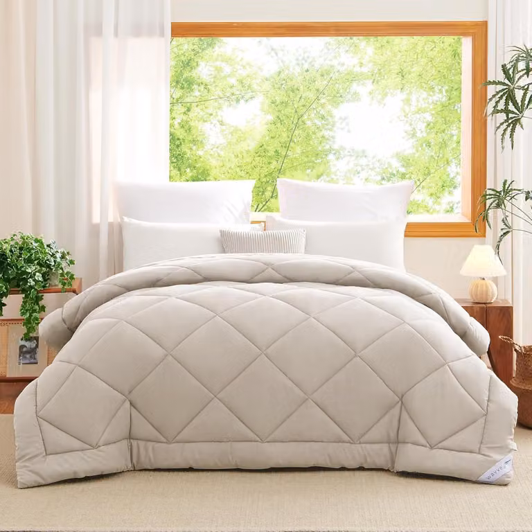 Copertura per letto matrimoniale, 220 x 240 cm, 300 g/m², in microfibra, color beige, ideale per la camera da letto