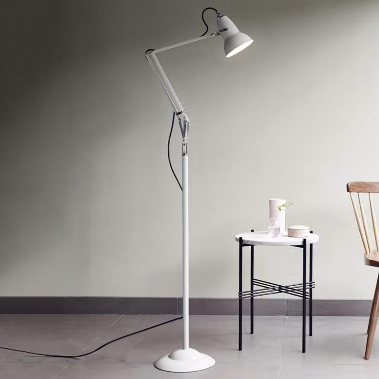 Anglepoise Lampada da terra a LED Original 1227, Bianco / Opale, Soggiorno / Sala da pranzo, Alluminio, Industriale, Lampada LED da terra