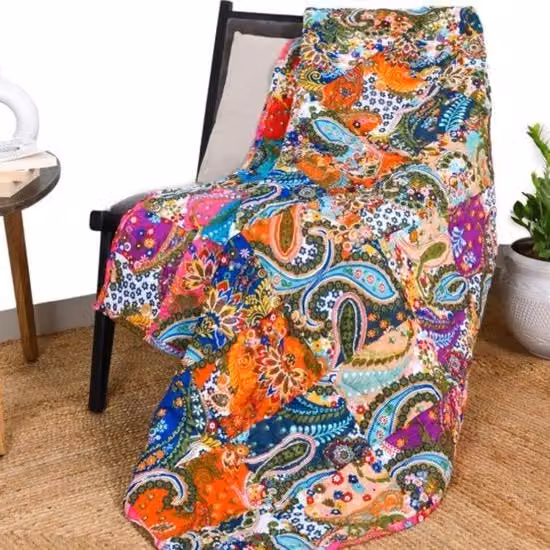 Sprei Patchwork Trapuntato e Reversibile Multicolore per il Tuo Letto