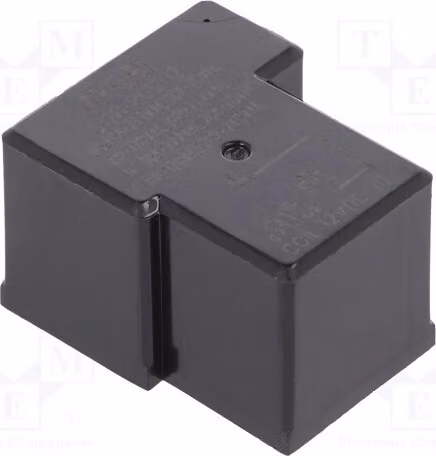 1 relè: bobina elettromagnetica, 12 VDC. Corrente di contatto massima: 40A. Modello: S12H-PCS-12