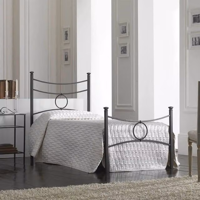 Letto in ferro singolo con pediera Nero CONCA 92x208x h117 cm