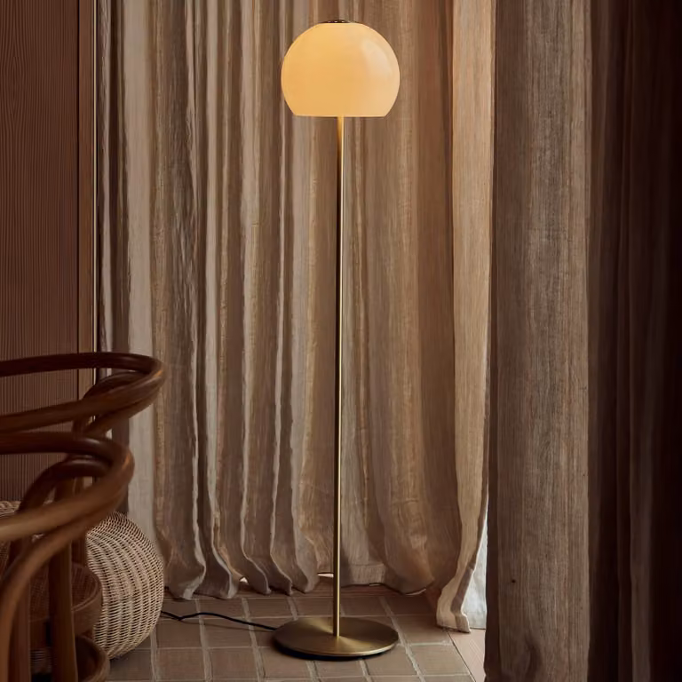 FRANDSEN Lampada da terra Ball Glass, Crema / Ambra, Soggiorno / Sala da pranzo, Vetro, Design, Lampada da terra