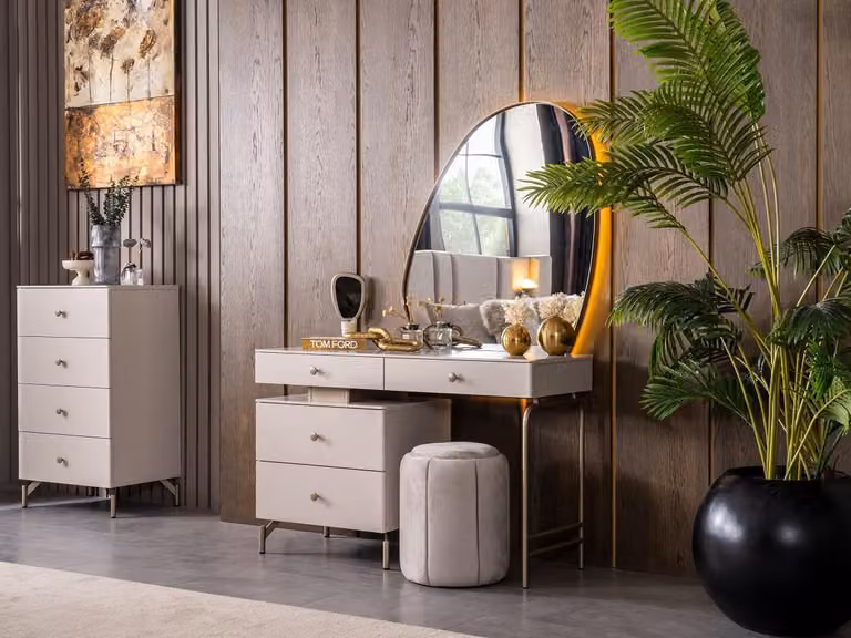Set per camera da letto: comò da trucco, poggiapiedi, specchio, design moderno, colore beige, stile elegante