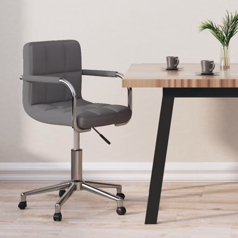 Sedia da ufficio girevole di colore grigio chiaro, con seduta confortevole