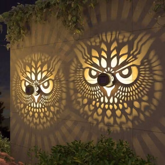 2 lampade solari per recinzione con motivo a gufo - Lampade solari metalliche e impermeabili, ideali per la decorazione di giardino, recinzioni, gradini e terrazze