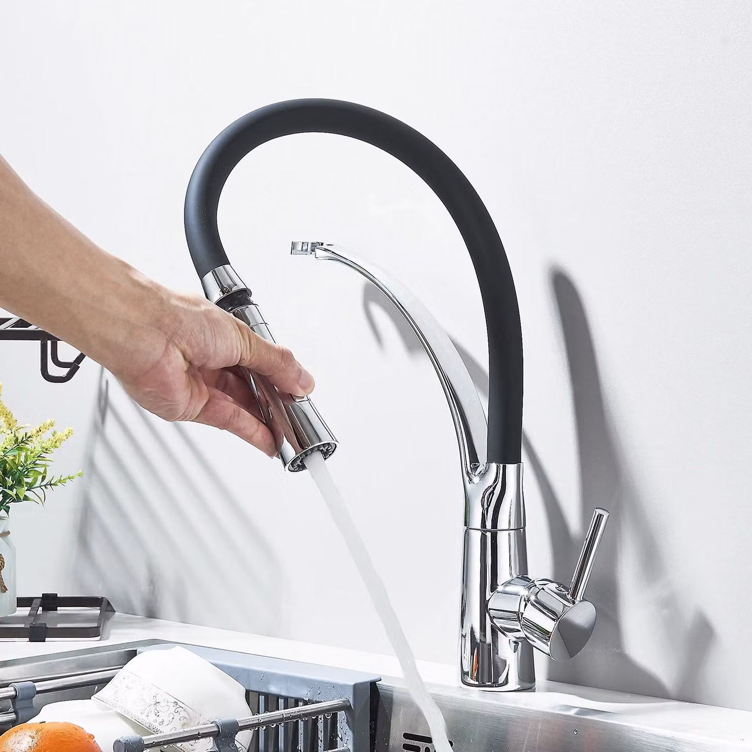 Miscelatore da cucina con doccetta estraibile - Due tipi di getto - Acqua calda e fredda - Monocomando - Cartuccia in Vetroceramica - Installazione monoblocco - Cromato
