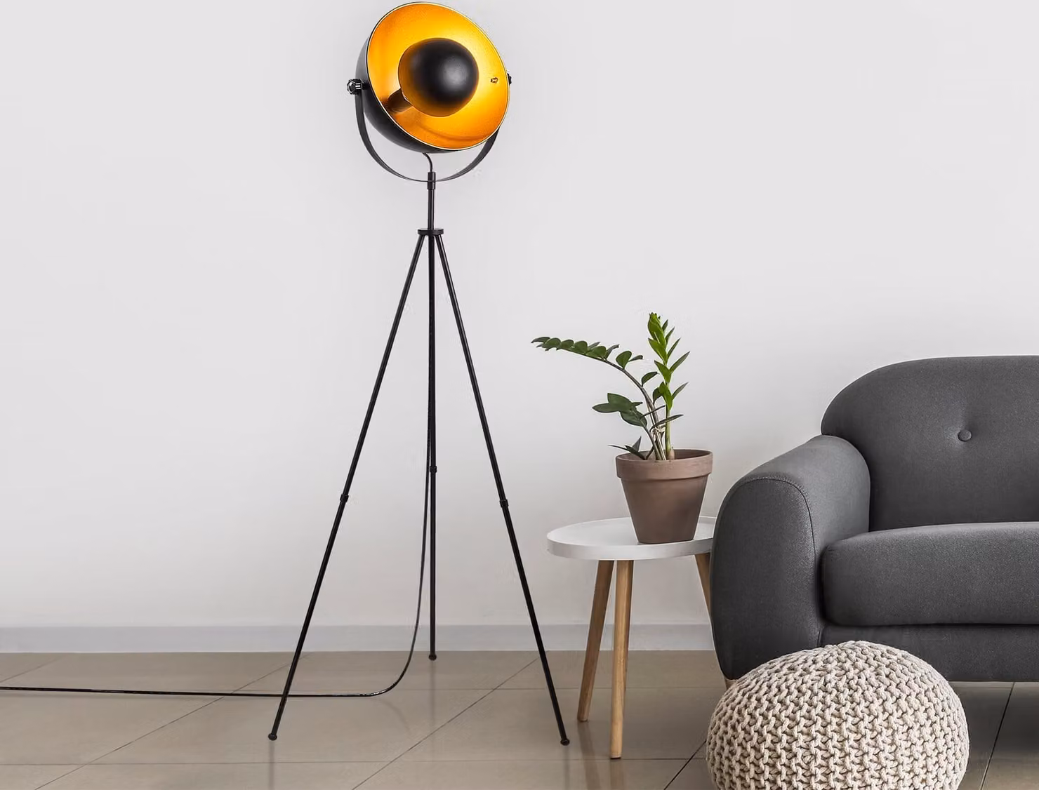 Opviq, lampada da terra in stile industriale con struttura in metallo, nera e dorata, 62 x 45 x 160 cm | Attacco E27, max. 40 W, IP20, cavo da 200 cm | Design elegante per ambienti moderni.