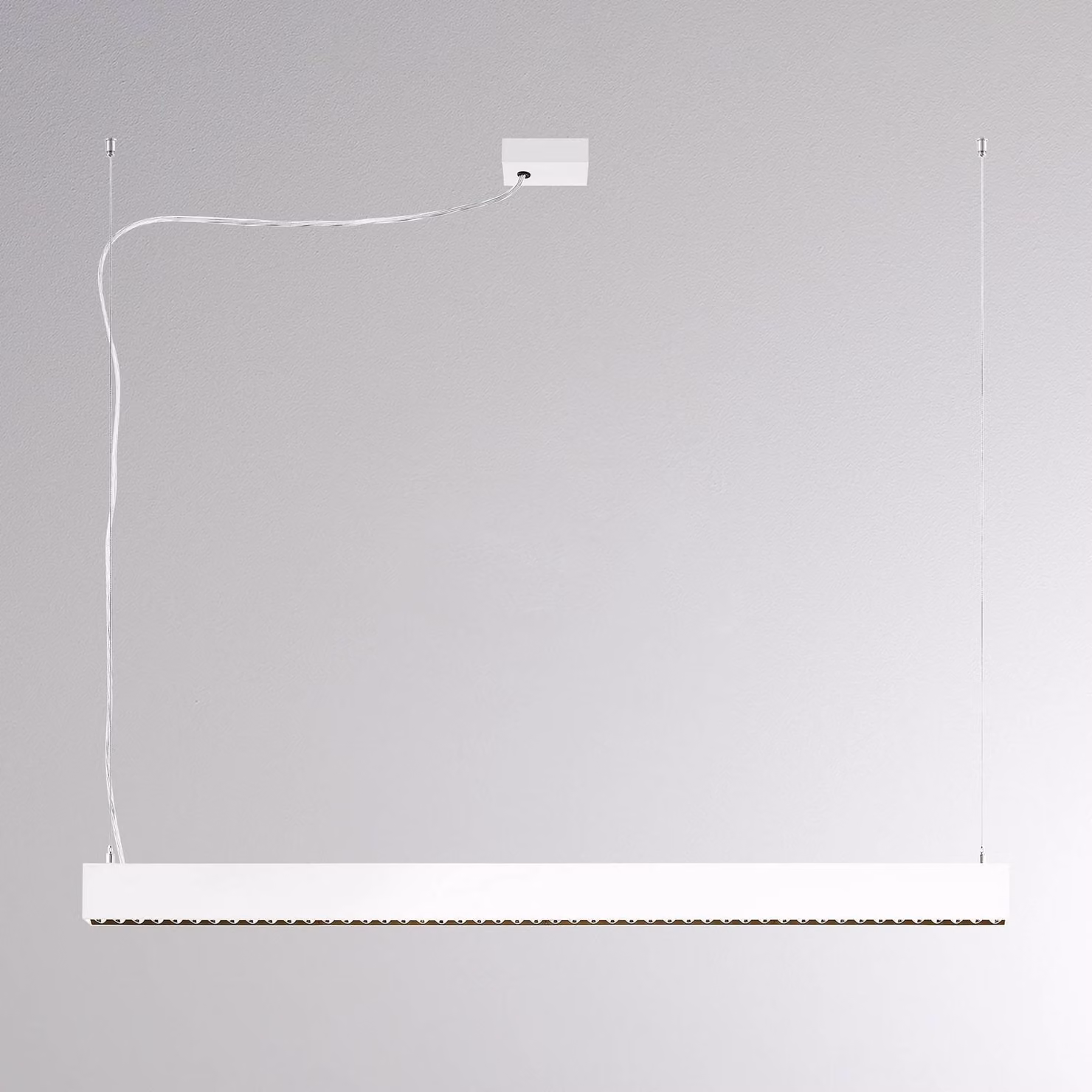 Molto Luce Lampada LED a sospensione PERFORA PROLINE M, bianca, 106 cm, DALI up/down dimmerabile, Bianco / Opale, Soggiorno / Sala da pranzo, Alluminio, Moderno, Lampada a sospensione