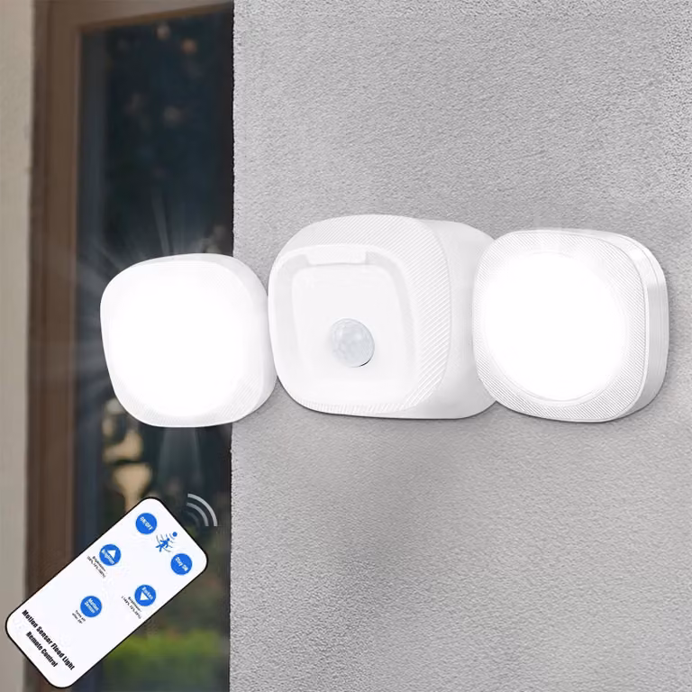 Lampada da esterno a LED con sensore di movimento, alimentata a batteria, 480 lumen, grado di protezione IP65