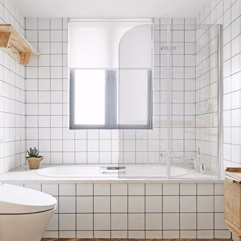 Pannello doccia Ikodm 100x140 cm per vasca da bagno, coprivasca, 2 pezzi pieghevoli, vetro temperato ESG da 6 mm, orientabile a 180°, rivestimento nano, trasparente argentato