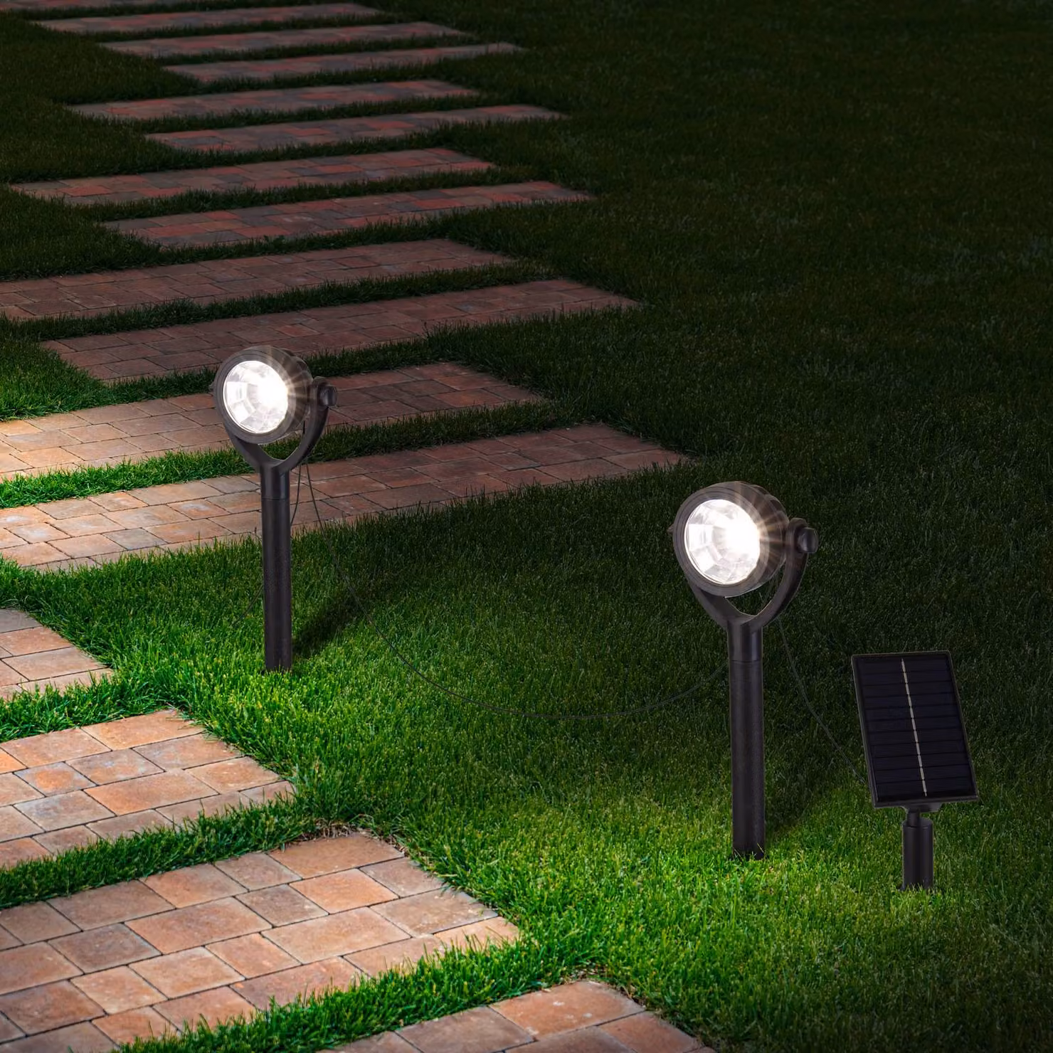 Näve Faretto a LED con picchetto e energia solare NOMI, nero, set da 6, IP44 NOMI, Nero, Plastica, Moderno, Lampade solari