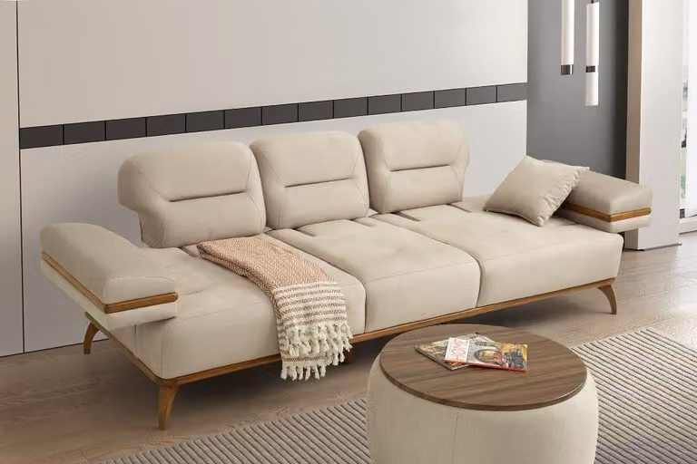 Stilvolles Beiges Sofa Designer Polster 3-Sitzer Wohnzimmer Couch