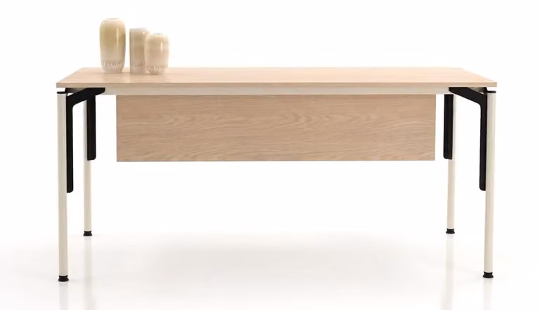 Scrivania moderna, beige, in legno e metallo, per l'ufficio