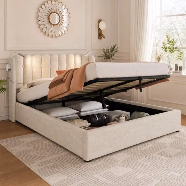 Letto matrimoniale imbottito 140x200 cm con testiera in lino naturale, luce da lettura e funzione di ricarica USB, struttura con contenitore