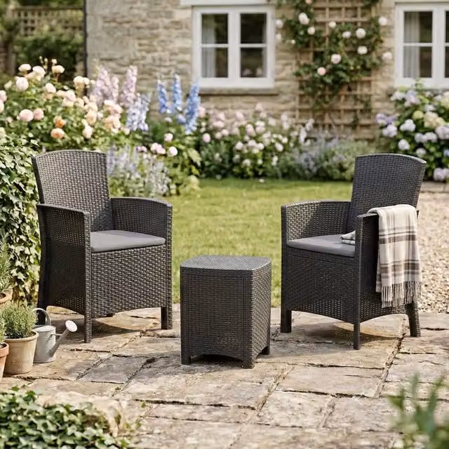 Set da giardino Armin DMORA con poltrone lounge e tavolino da esterno, effetto rattan, colore antracite