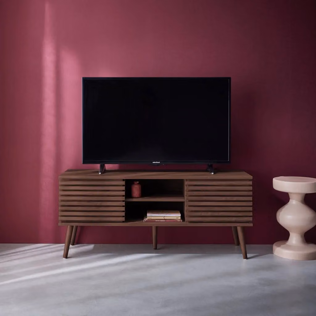 Mobile TV Sweeek in stile scandinavo con 2 ante, finitura noce opaco, L: 120 cm, P: 39 cm, H: 51,5 cm – 2