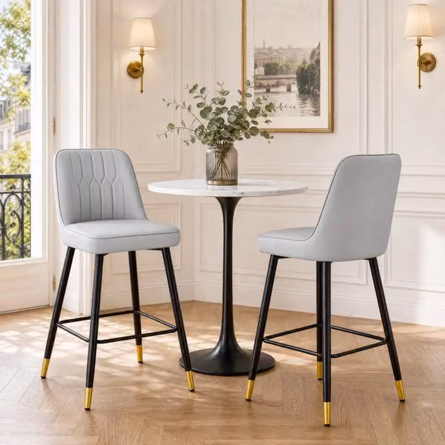 Set 2 sgabelli da bar alti 100 cm in similpelle grigio chiaro con struttura in metallo nero HAVRYA