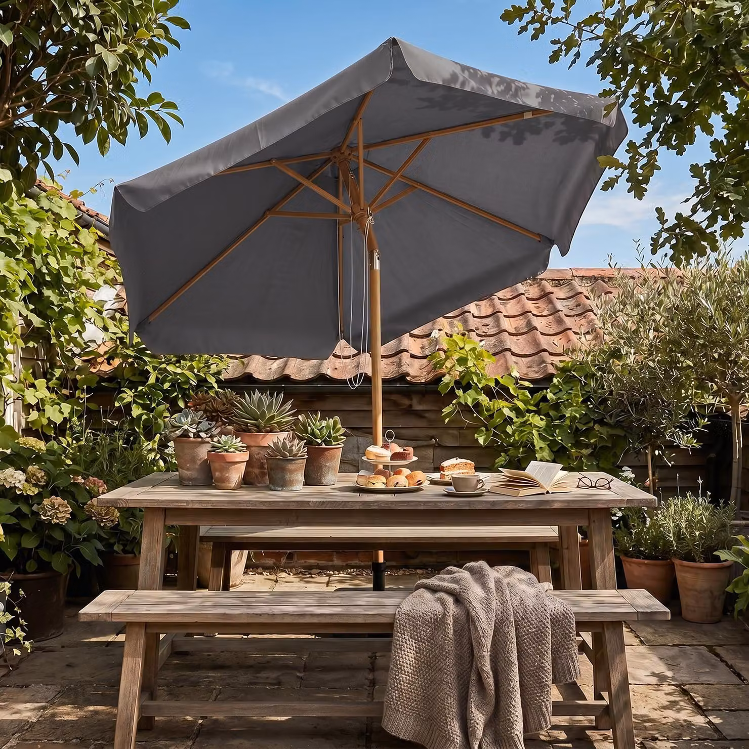 Ombrellone da balcone Sekey, 200 cm di diametro, effetto legno, pieghevole, robusto, protezione UV 50+, ombrellone per terrazza e cortile, grigio