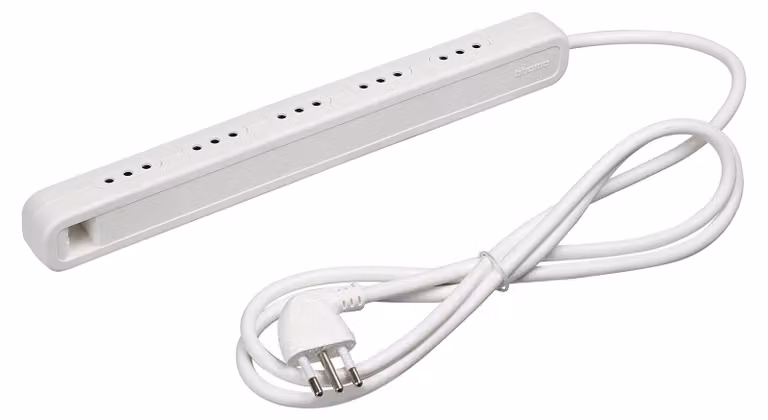 Bticino 3630USD: Placca a parete ultrasottile con 5 prese piccole da 10A, ideale