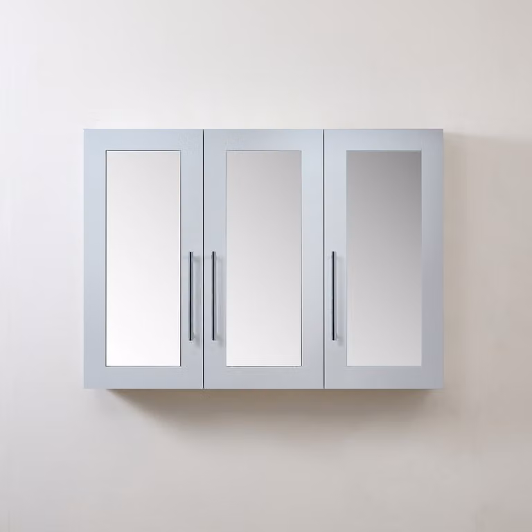 Mobiletto a Specchio da 600mm x 650mm Bianco - Completo di Maniglie Moderne a Barra Cromate - Cluo