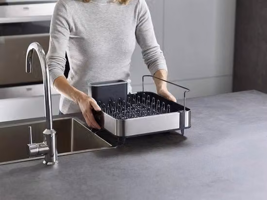 Organizzatore per vasca da bagno 2 in 1, acciaio inossidabile, asciugamano estensibile con scarico e barra per tagliare, inclusa dispenser di sapone igienico