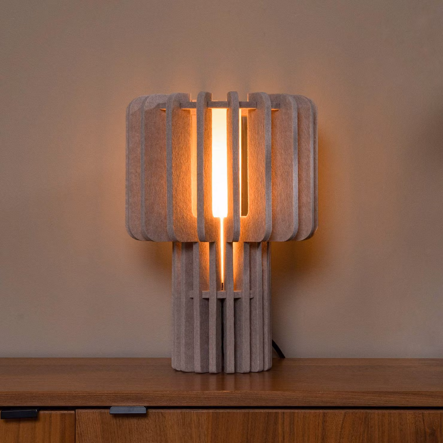 Lucide Lampada da tavolo Rollo, Crema / Ambra, Soggiorno / Sala da pranzo, Tessuto / Stoffa / Seta, Lampada da tavolo
