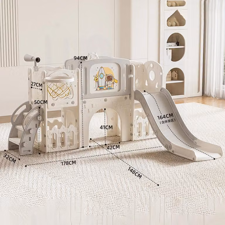 Scivolo multifunzionale per bambini - Set da gioco per interni - Canestro da basket - Lavagna per disegnare - Scala da arrampicata - Montaggio libero - Bianco